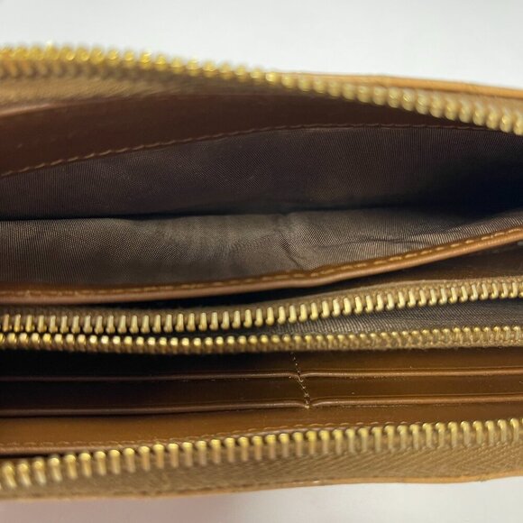 Miu Miu Crocodile-Embossed Leather Zip-Around Wallet, Cammello - Preowned - Picture 8 of 16